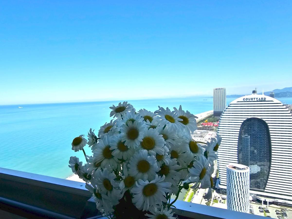 Orbi City Sea View Batumi Esterno foto