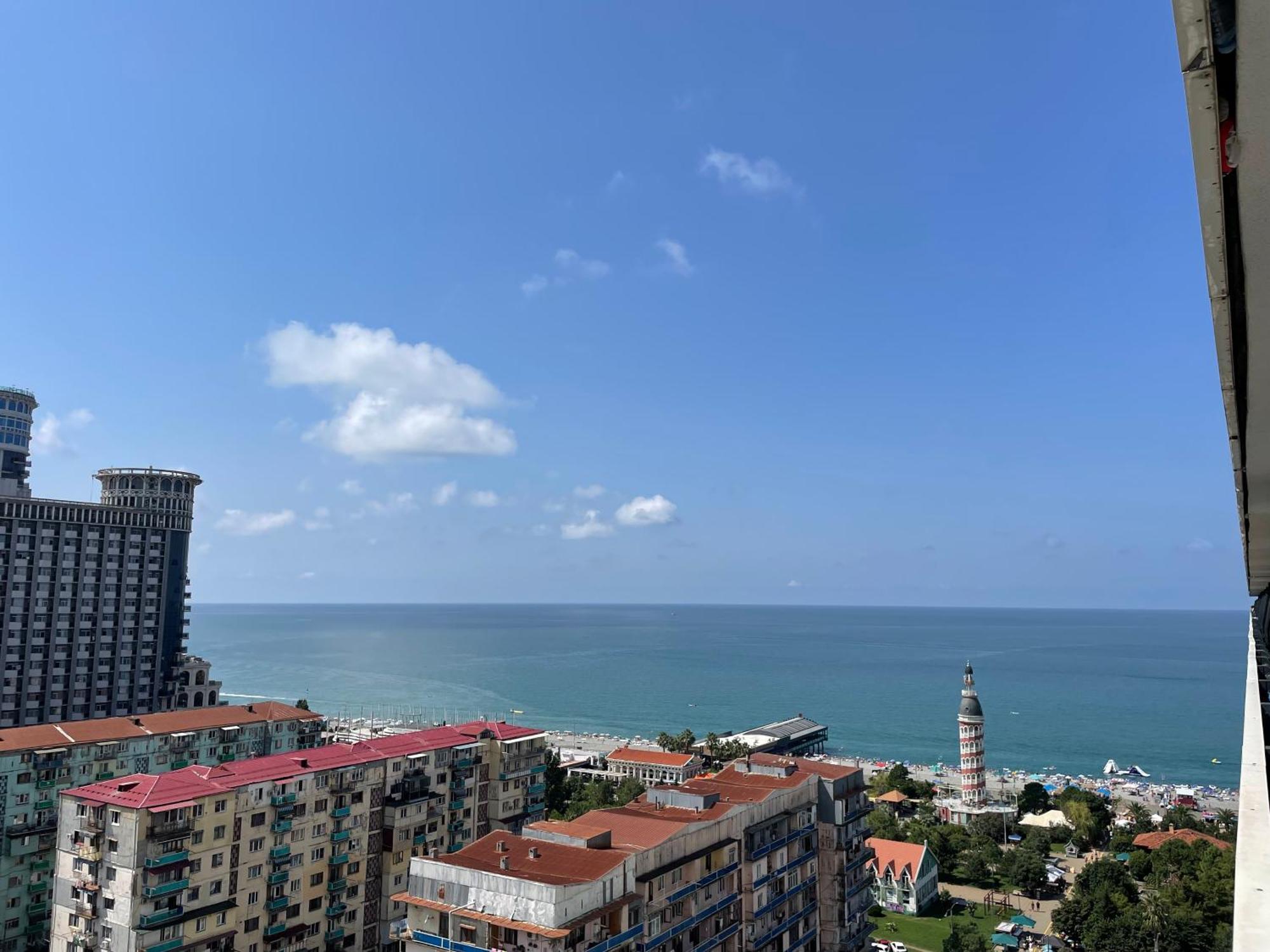 Orbi City Sea View Batumi Esterno foto